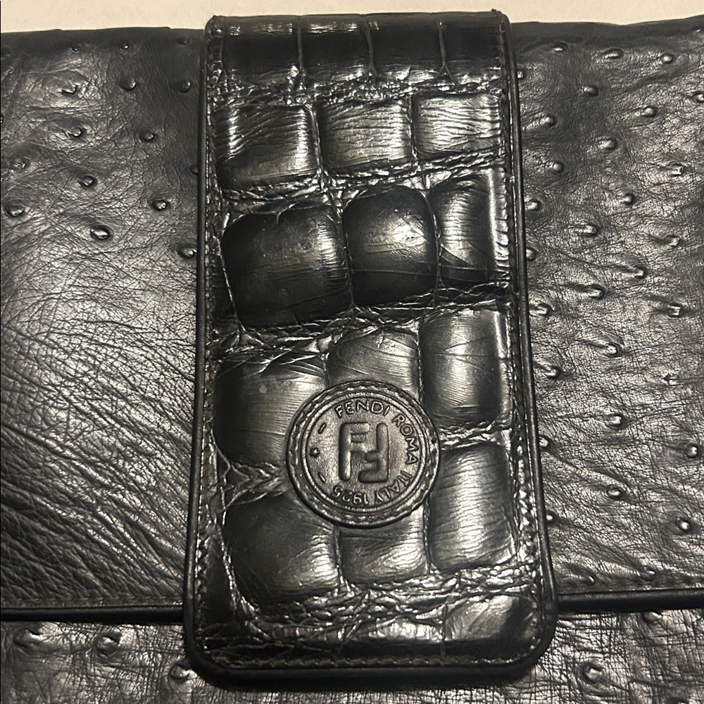 Fendi - Picture 2 of 9